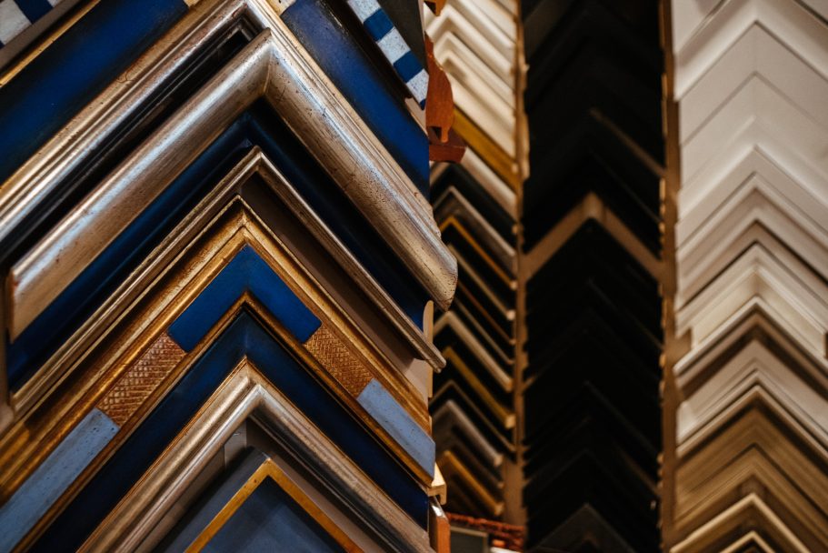 Moldura hecha a mano, personalizamos el decorado moldura hecha a mano con el decorado que mas te guste